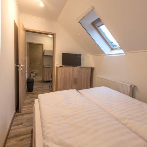 Kikoeto Anna Apartmanok Balatonboglár Exterior photo